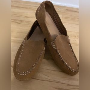 Camel leather Sperry loafers size 8
